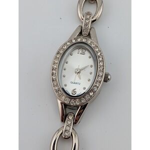 Women's Quartz Watch 19mm Case Crystal Bezel Silver 7.5" Band- New Battery